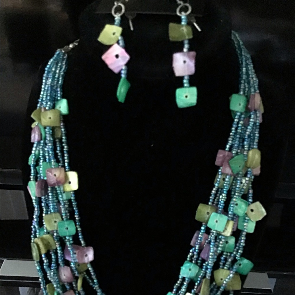 Necklace & earrings